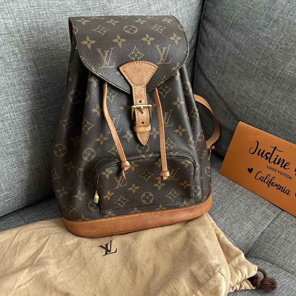 ✨Louis Vuitton Montsouris MM Vintage Backpack✨